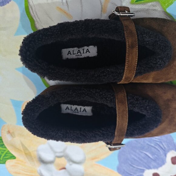 Alaia Suede Mary Jane Flats - Picture 4 of 7